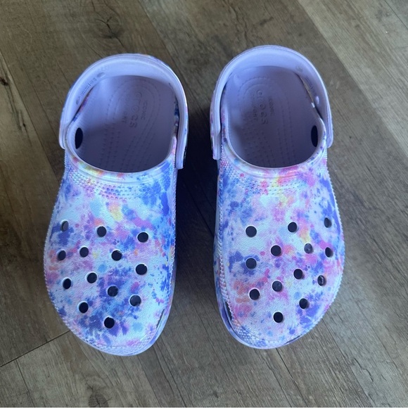 Crocs Classic Platform Slip On Clog Purple Pink Tie Dye - Picture 3 of 10
